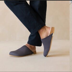 Message Mule in Gray size 37